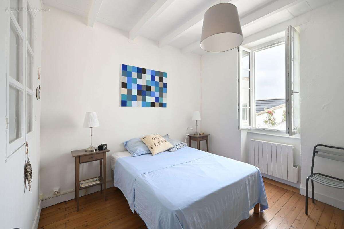 Maison à LES PORTES-EN-RE