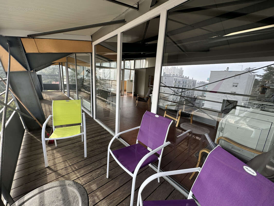 Autre à SAINT-ETIENNE