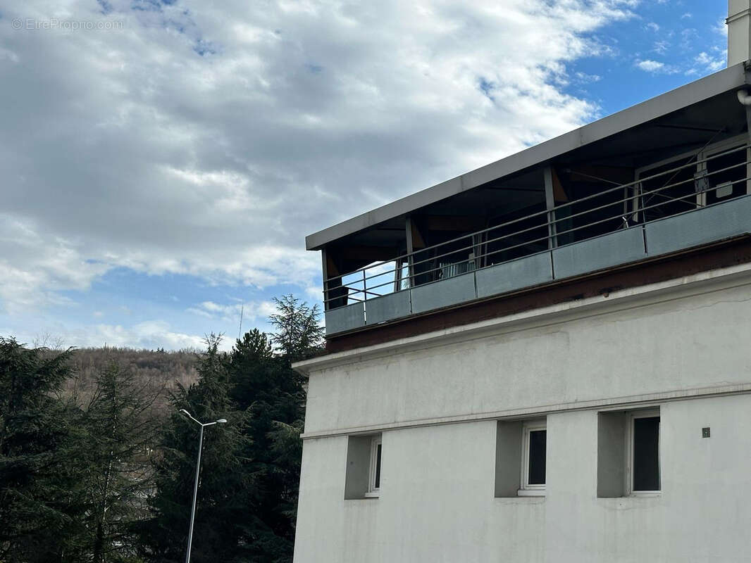 Autre à SAINT-ETIENNE