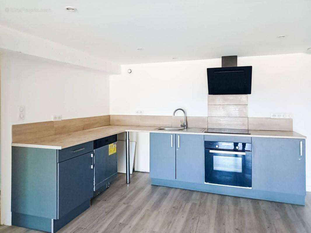 Maison à SAINT-ASTIER