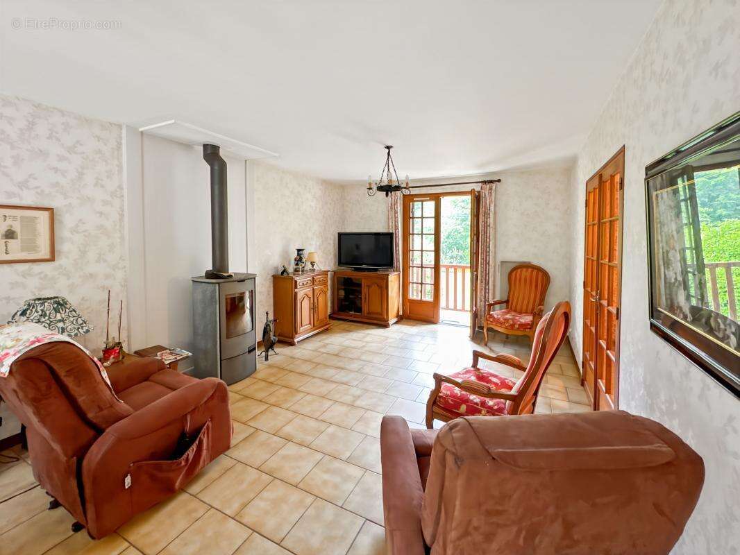 Maison à ANNESSE-ET-BEAULIEU