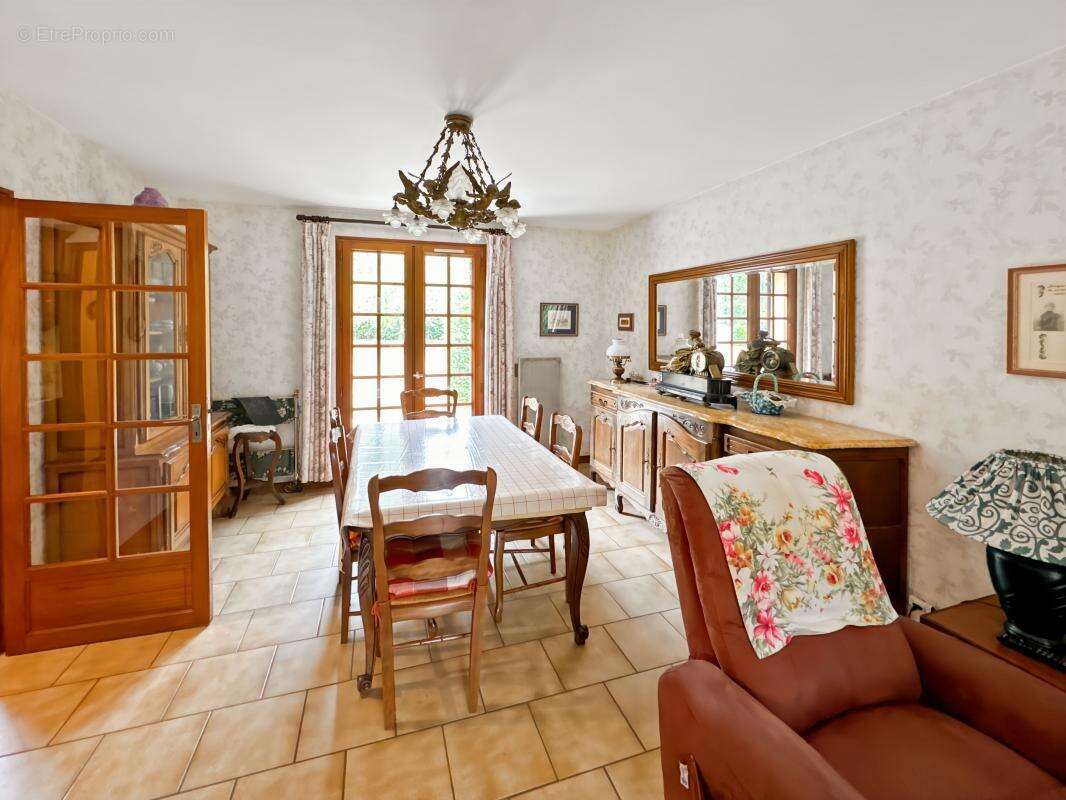 Maison à ANNESSE-ET-BEAULIEU