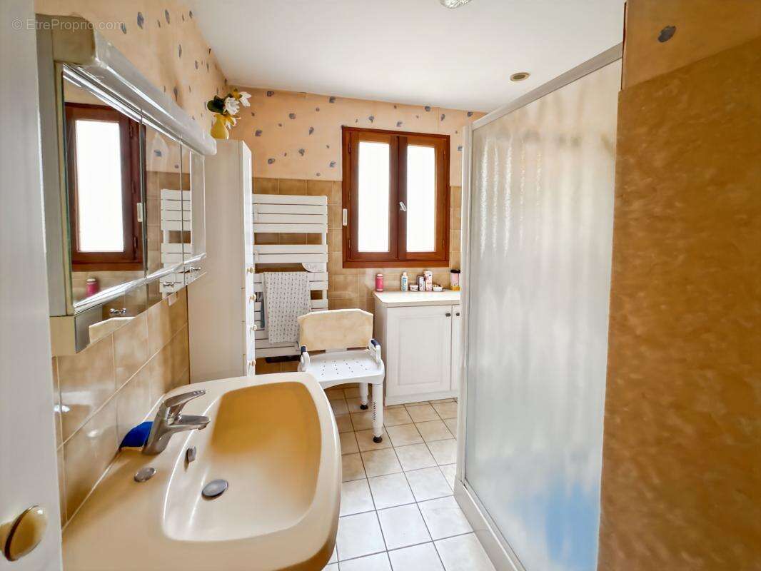 Maison à ANNESSE-ET-BEAULIEU