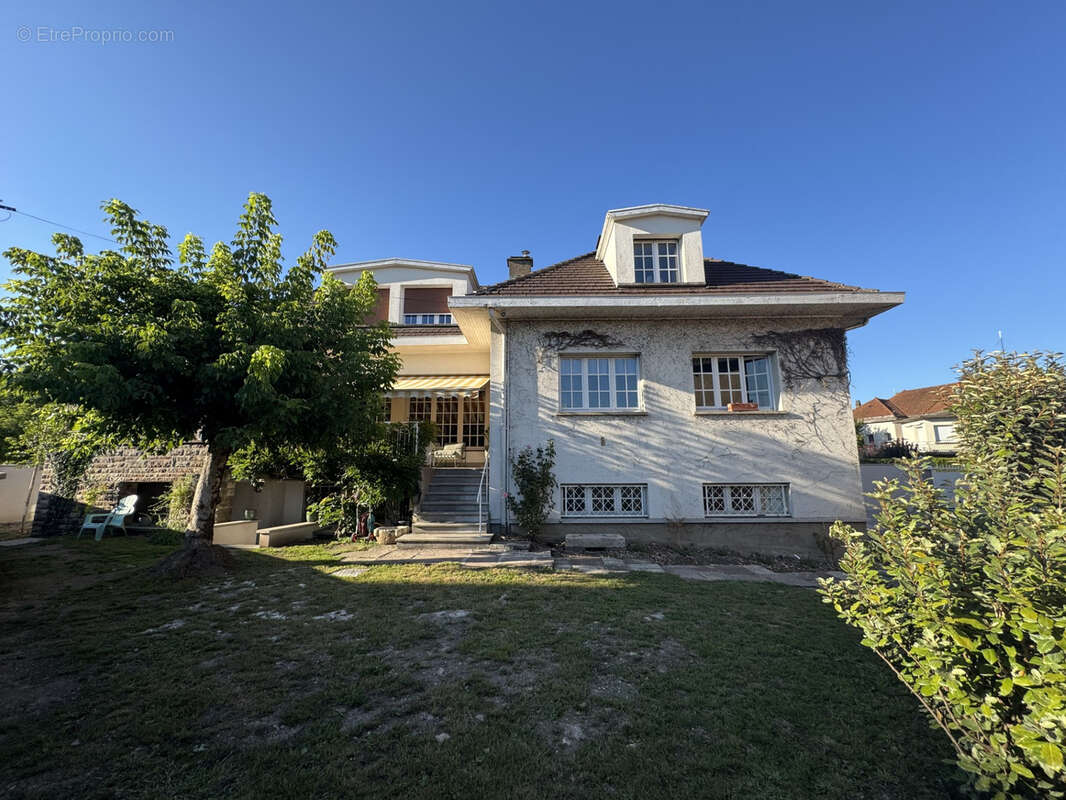 Maison à LUXEUIL-LES-BAINS