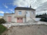 Maison à TREMBLAY-LES-VILLAGES