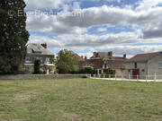 Maison à LE MELE-SUR-SARTHE