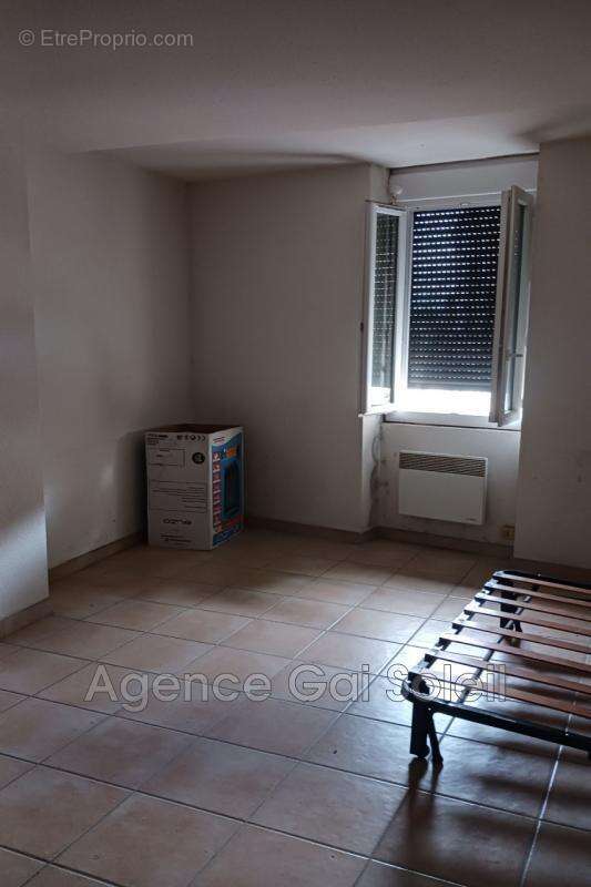 Maison à NISSAN-LEZ-ENSERUNE