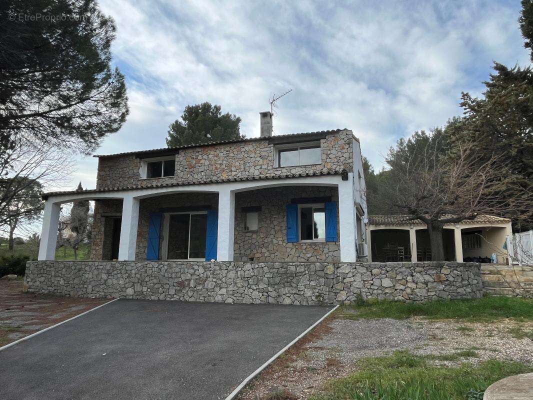 Maison à VILLEVEYRAC