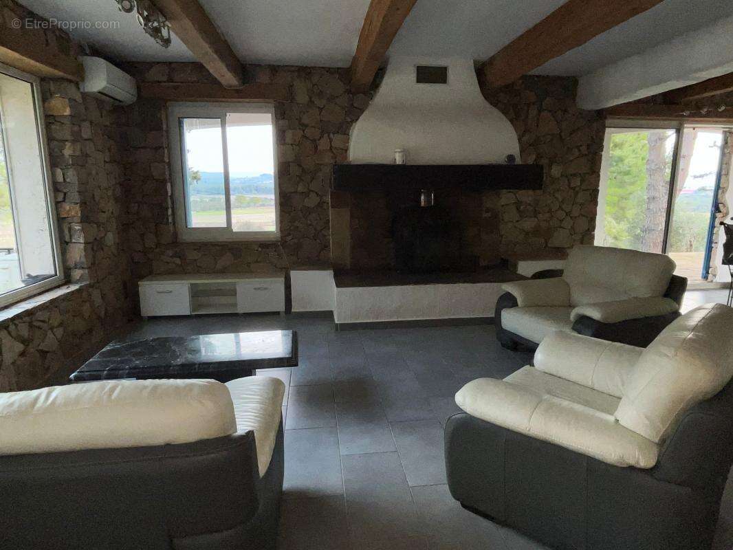 Maison à VILLEVEYRAC