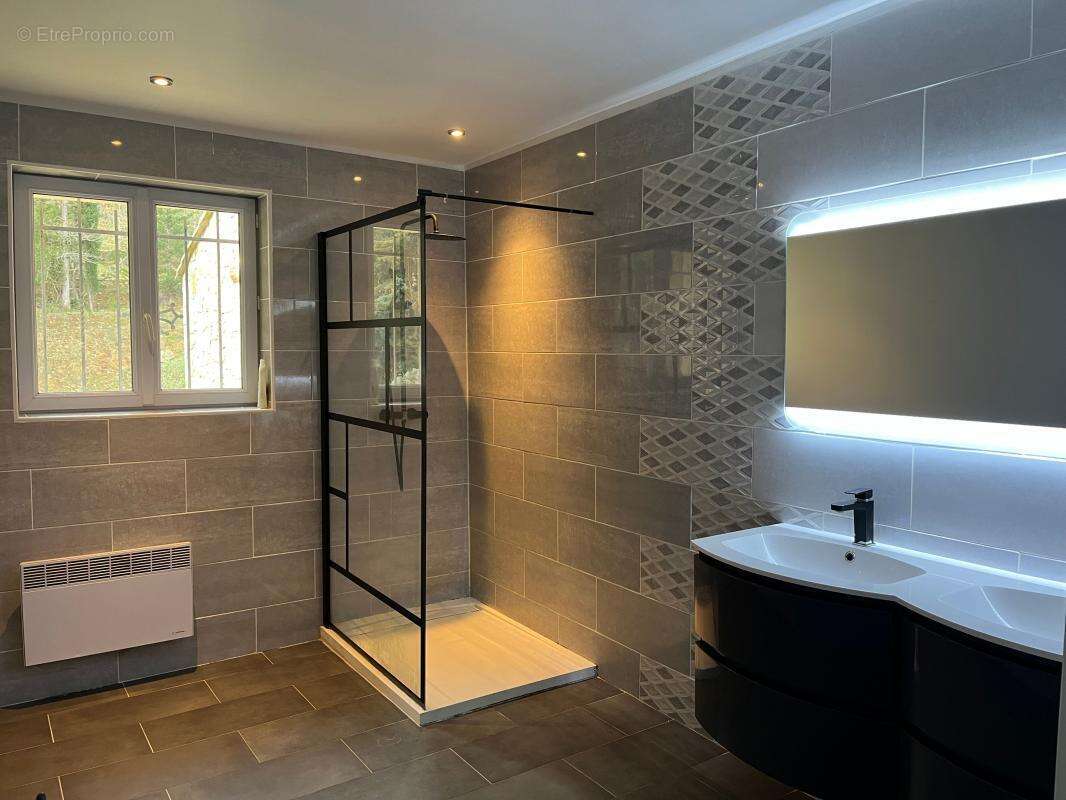 Maison à VILLEVEYRAC