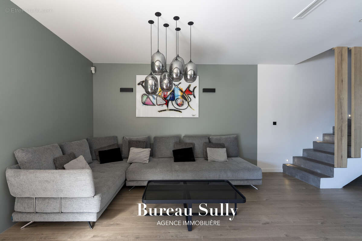 Maison à RILLIEUX-LA-PAPE