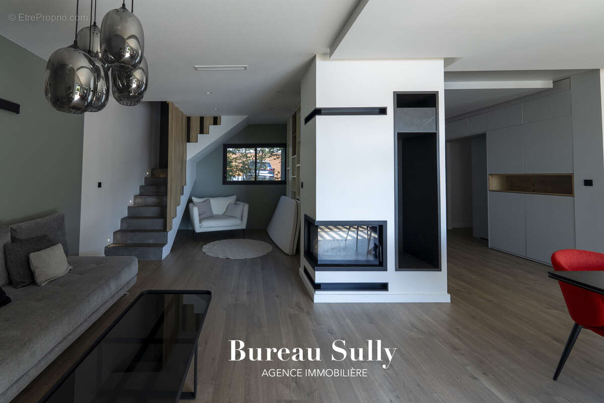 Maison à RILLIEUX-LA-PAPE