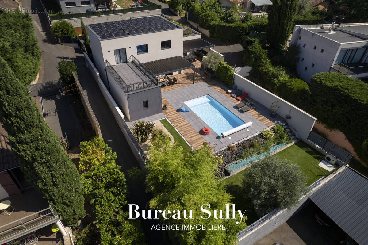 Maison à RILLIEUX-LA-PAPE