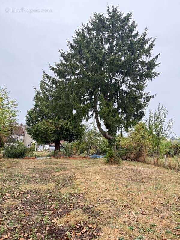 Maison à DUN-LE-PALESTEL