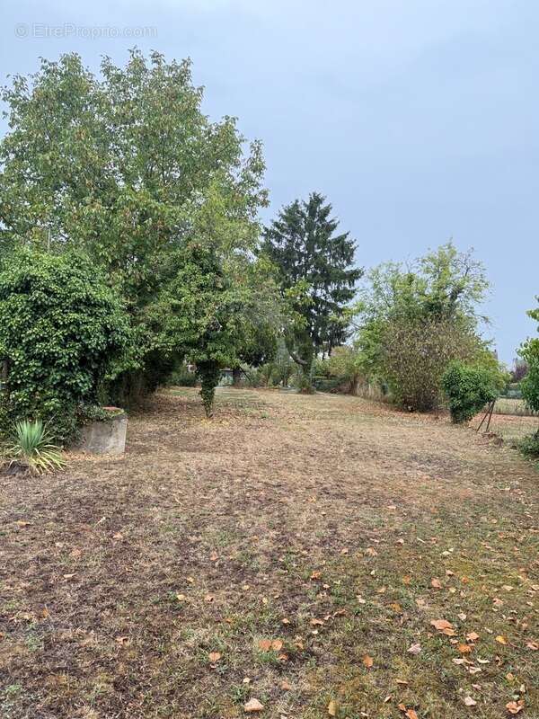 Maison à DUN-LE-PALESTEL