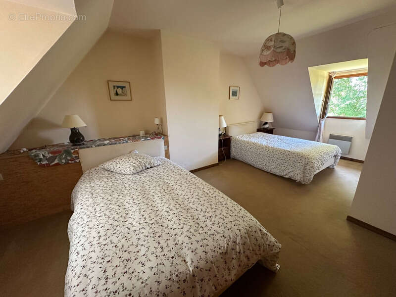 Maison à SAINT-GEORGES-DU-VIEVRE