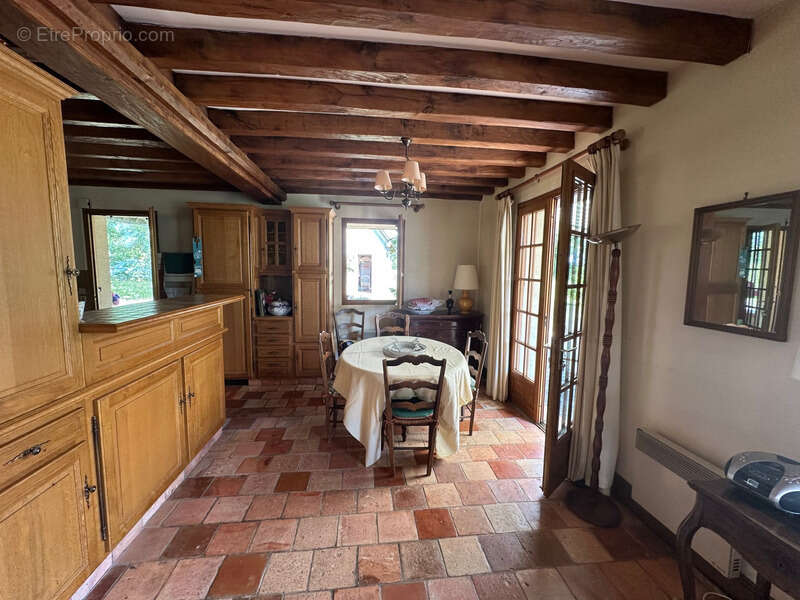 Maison à SAINT-GEORGES-DU-VIEVRE