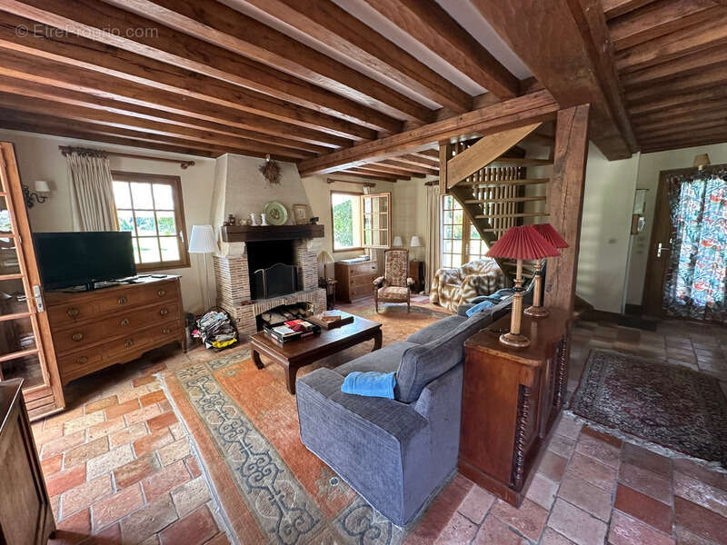 Maison à SAINT-GEORGES-DU-VIEVRE