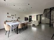 Maison à FRESNES-LES-MONTAUBAN