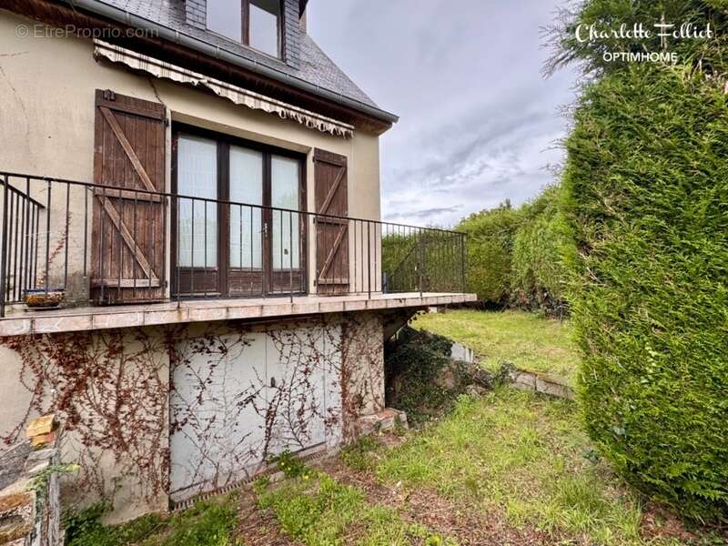 Maison à LE MINIHIC-SUR-RANCE