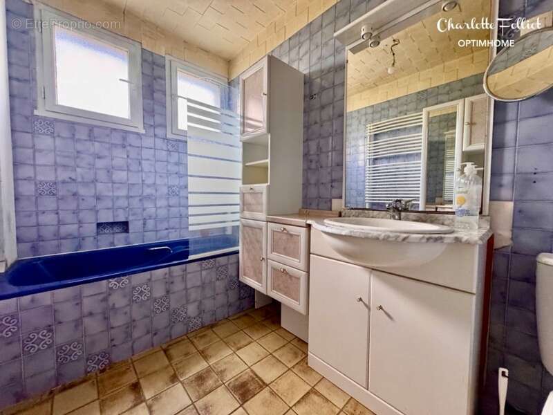 Maison à LE MINIHIC-SUR-RANCE