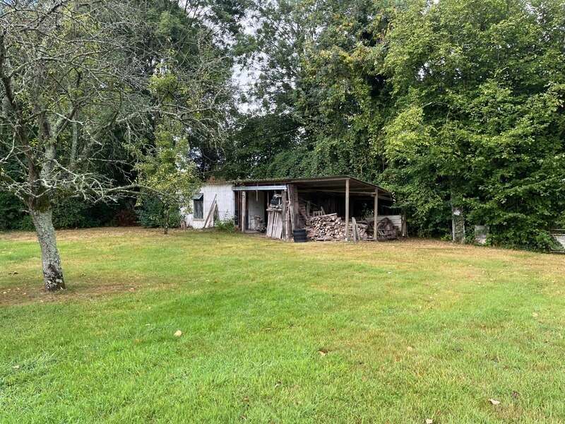 Maison à FAUGUERNON