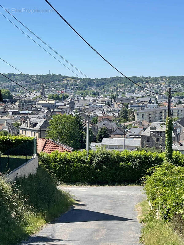 Terrain à BRIVE-LA-GAILLARDE
