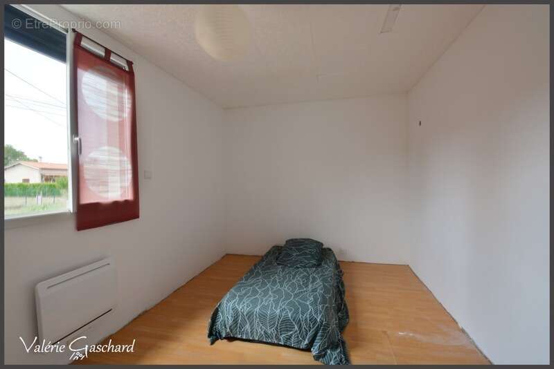 Maison à SAINT-SEURIN-SUR-L&#039;ISLE