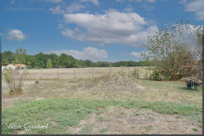 Maison à SAINT-SEURIN-SUR-L&#039;ISLE