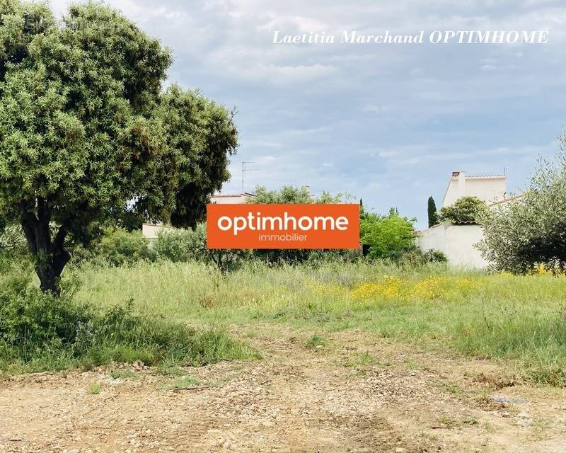 Terrain à SAINT-ESTEVE