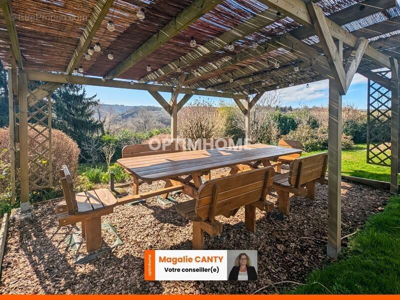 Maison à SAINT-MESMIN