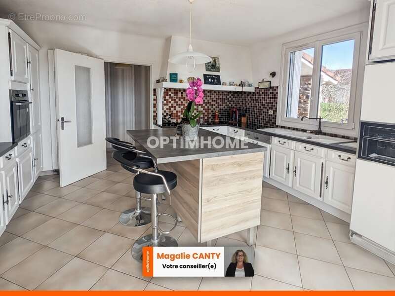 Maison à SAINT-MESMIN