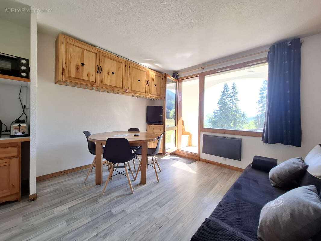 Appartement à LES AVANCHERS-VALMOREL