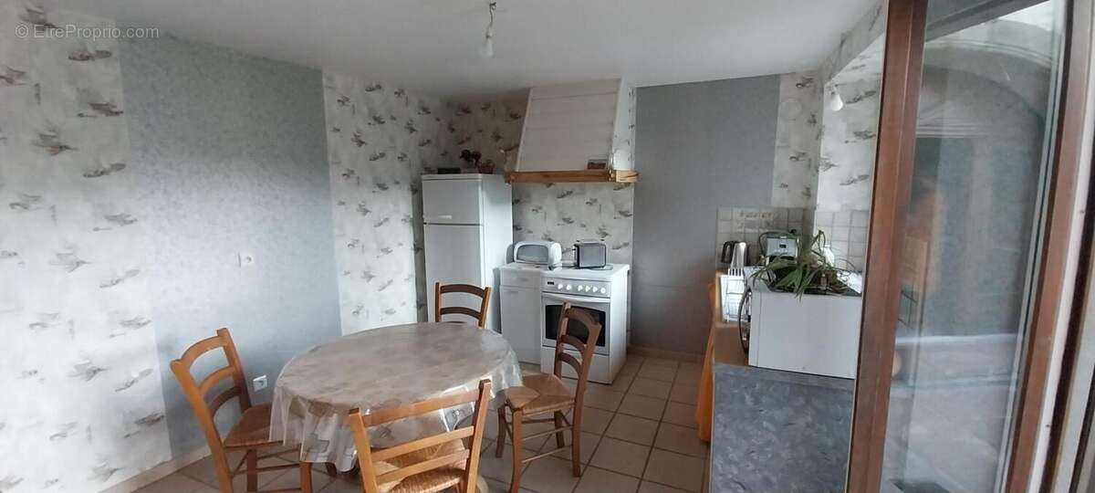 Maison à LE VAL-D&#039;AJOL