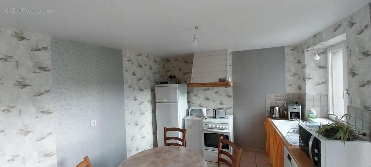 Maison à LE VAL-D&#039;AJOL