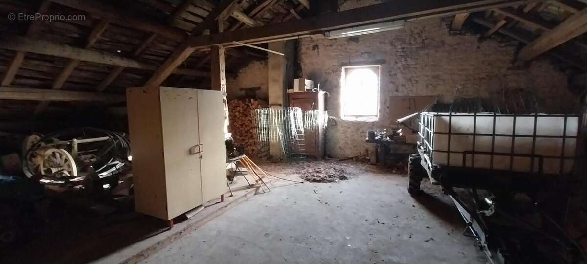 Maison à LE VAL-D&#039;AJOL