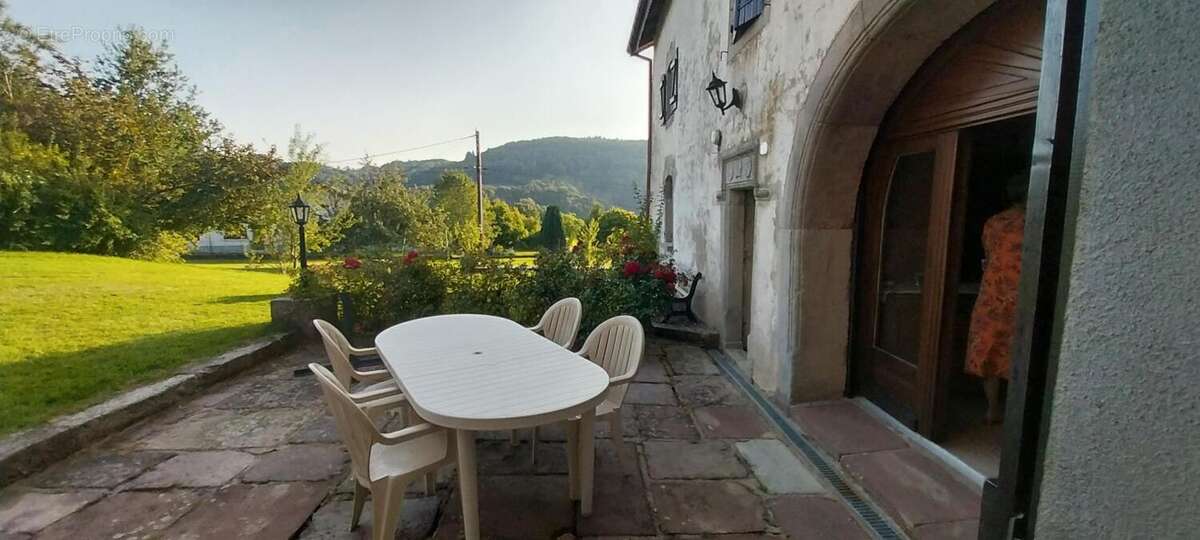 Maison à LE VAL-D&#039;AJOL