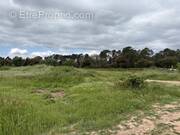 Terrain à TOURRETTES