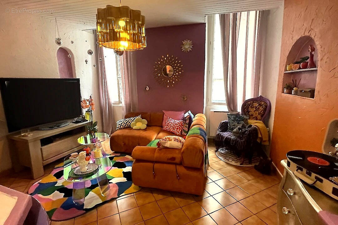 Appartement à LA VALETTE-DU-VAR