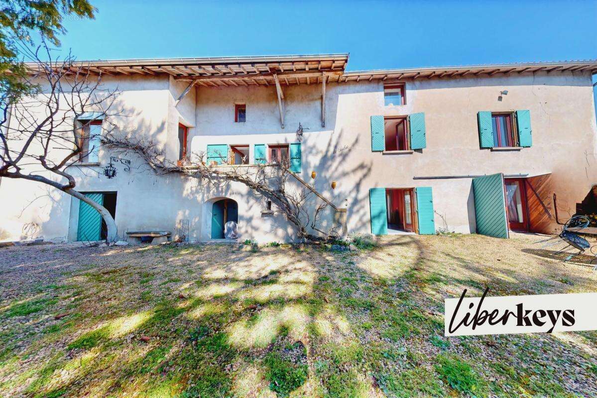 Maison à CHAZAY-D&#039;AZERGUES