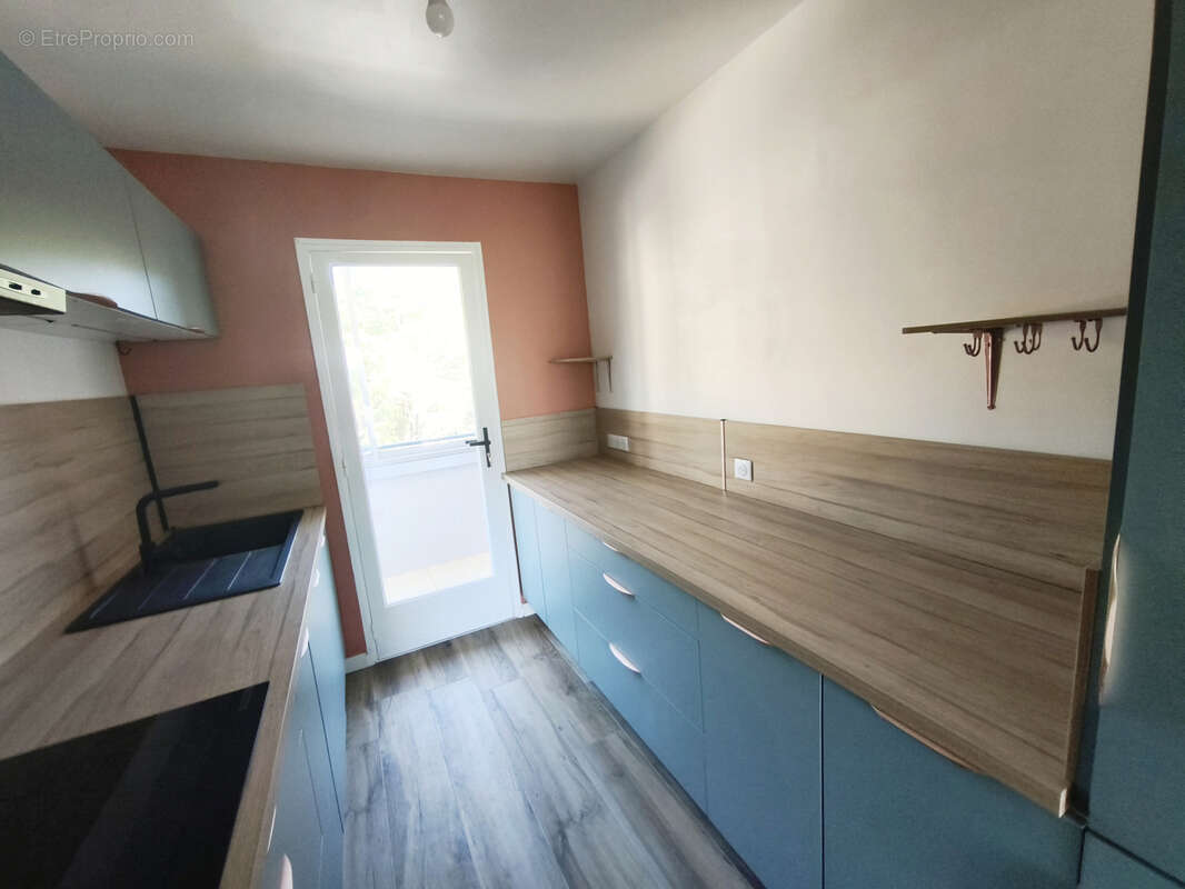 Appartement à LA VALETTE-DU-VAR