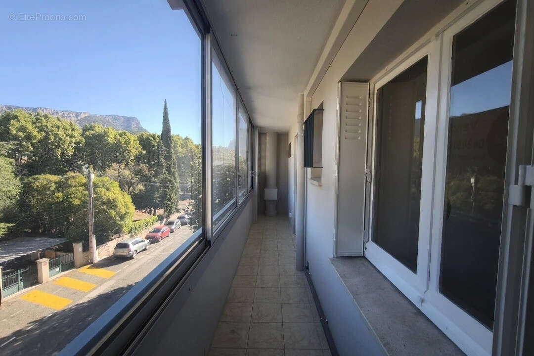 Appartement à LA VALETTE-DU-VAR