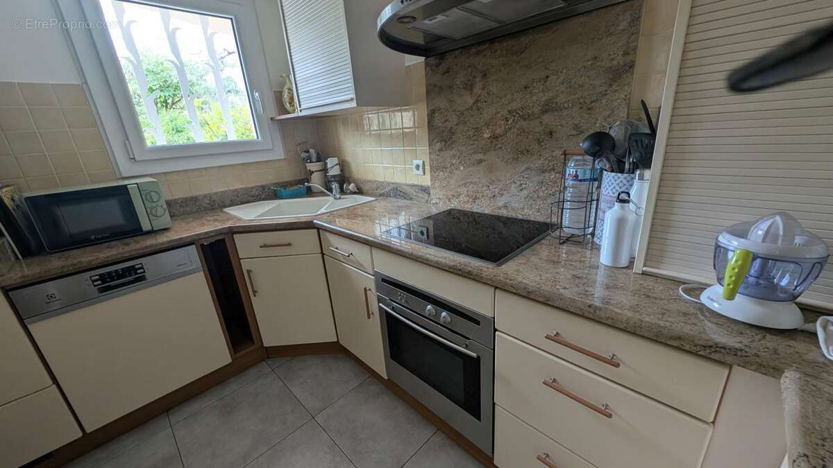 Maison à SIX-FOURS-LES-PLAGES