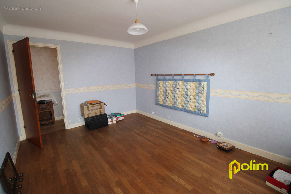 Maison à GROSROUVRES