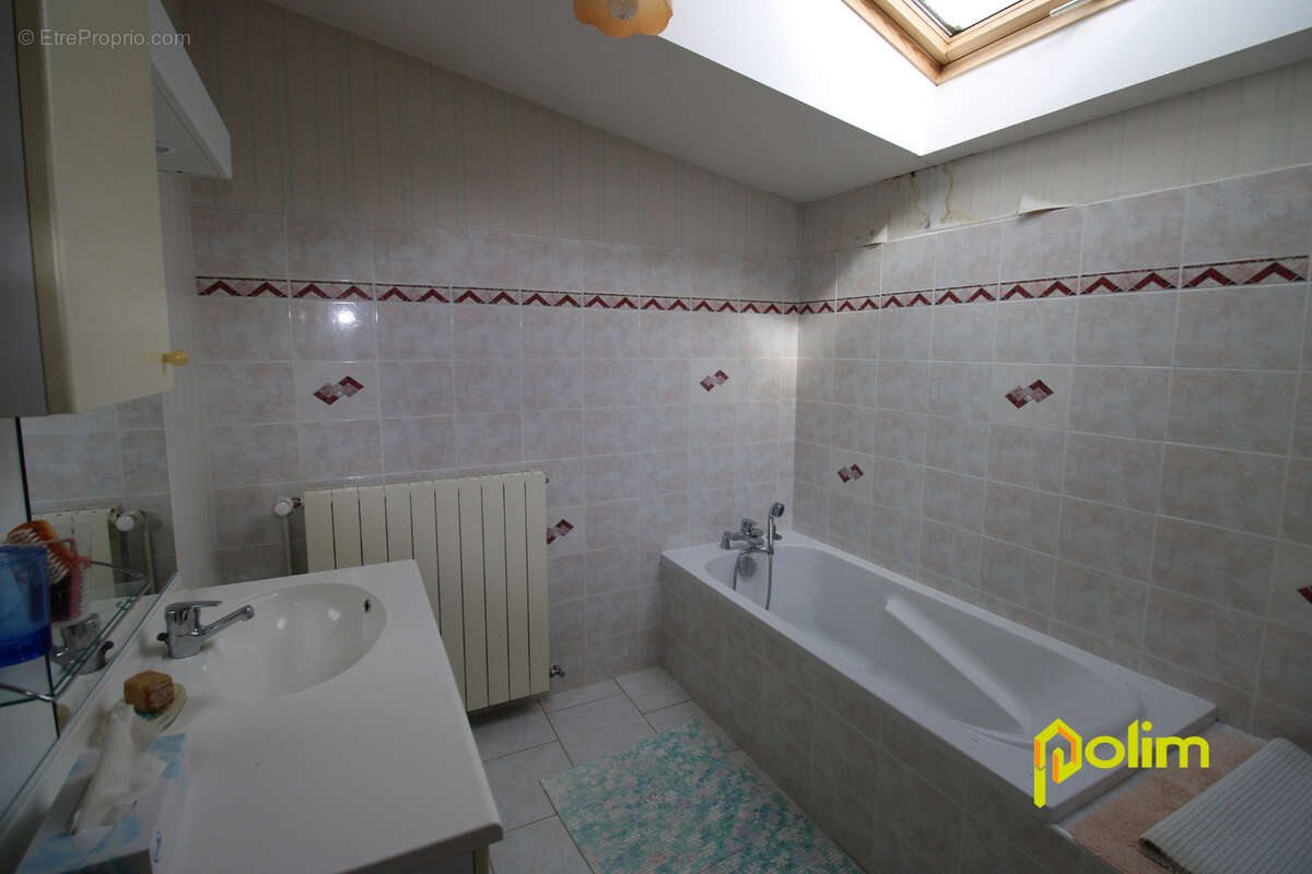 Maison à GROSROUVRES