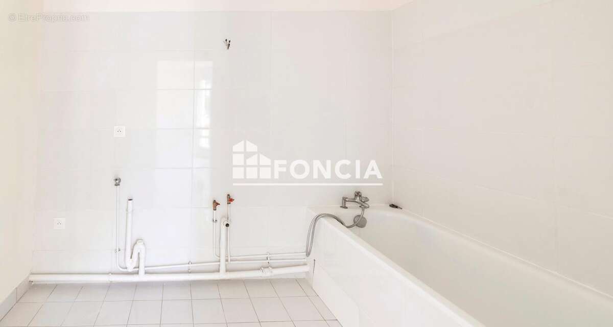 Appartement à MOISSY-CRAMAYEL