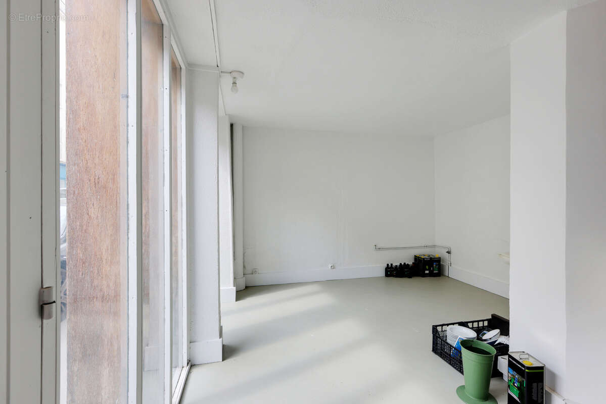 Commerce à PARIS-14E