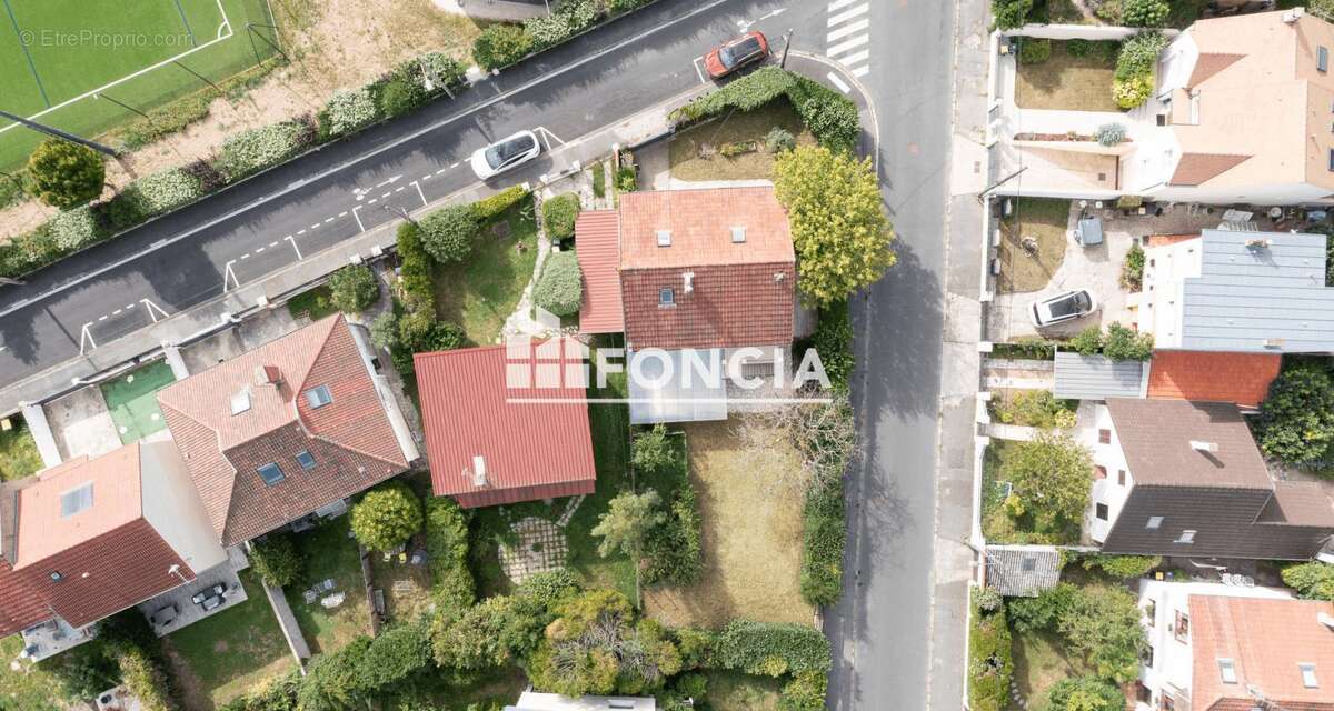 Maison à CHAMPIGNY-SUR-MARNE