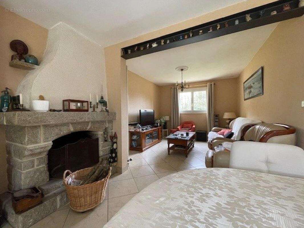 Maison à LARMOR-BADEN