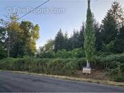 Terrain à SAINT-JUST-LE-MARTEL